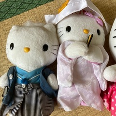 ハローキティぬいぐるみの画像