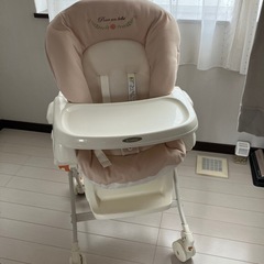combi ハイローチェアの画像