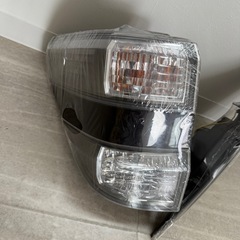 20ヴェルファイア　テールランプの画像