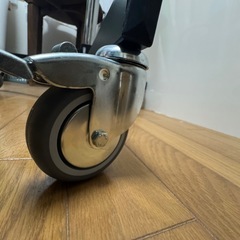 Avenger A5033 ローラースタンドの画像