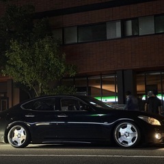 フーガハイブリッドの画像