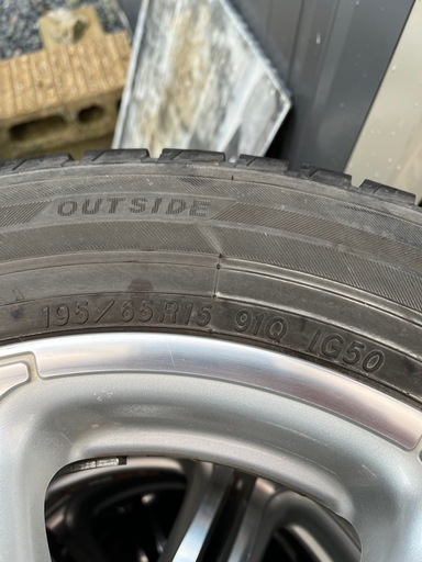 スタッドレスタイヤホイールセット　195/65R15