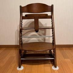 大和屋 ベビーチェア　すくすくチェア イーエヌ ガード付き の画像