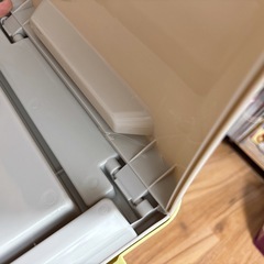 スリーコインズの子どもミニテーブルの画像