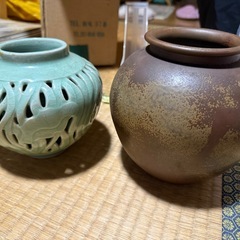 アンティークの壺の画像