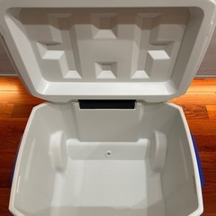 コールマン COOLER 60QTクーラーボックスColeman ブルー　56ℓの画像