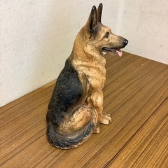 陶器製　犬の置き物の画像