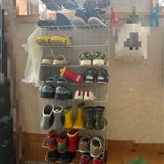 ワイヤーネット、ワイヤー棚、子供の靴箱の画像