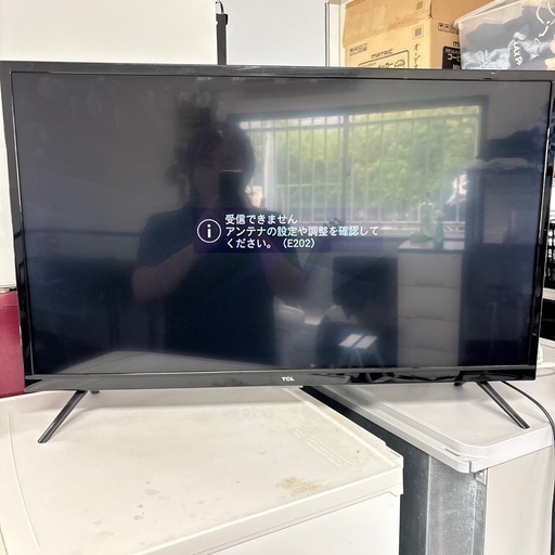 TCL製の32V型液晶カラーテレビ「32S516E」2022年製