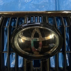 150ランドクルーザープラド　グリルの画像