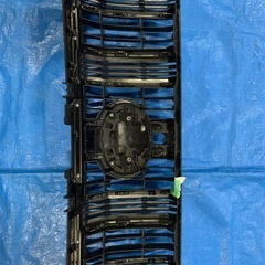 150ランドクルーザープラド　グリルの画像