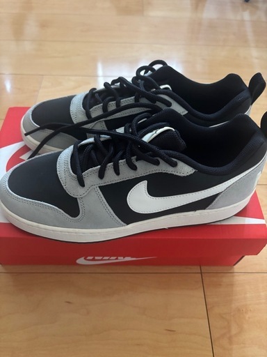 【新品未使用】NIKE COURT BOROUGH LOW PREM 26.5cm