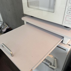 レンジラック　冷蔵庫上の画像
