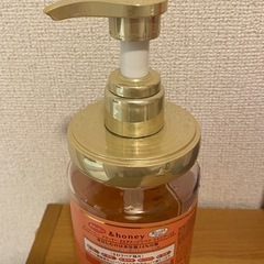 アンドハニーシャンプーの画像