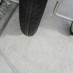 E524★8500円★整備済み 中古子供自転車 【16インチ　黒ピンク 　補助輪付き】の画像