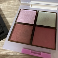 アイシャドウ3点セットの画像