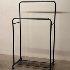 電子レンジ　小型冷蔵庫　2段ハンガーラックまとめての画像