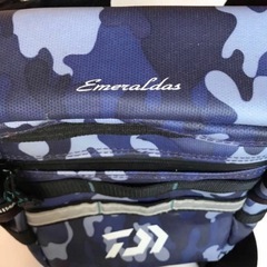 ダイワ Daiwa エメラルダス タクティカルサイバッグ 迷彩柄 ウエストバッグ 24時間以内に発送  フィッシング DAIWAの画像