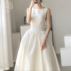 【結婚式・2次会】バックリボンドレスの画像