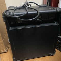 ベースアンプの画像