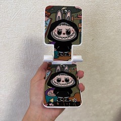 ラブブ スマホスタンドの画像