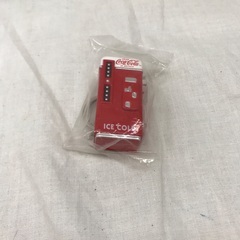 ☆ドリーム2号館☆コカコーラ　キーホルダー　自販機の画像