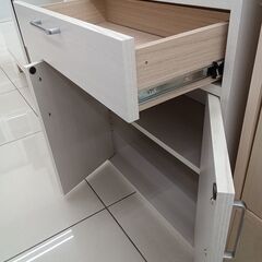 ★リユースのサカイ日立店★HJ7899  食器棚 ホワイト H119×D29.5×W56.5 クリーニング済み の画像