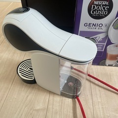 ジャンク　ドルチェグスト　ジェニオエス　コーヒーメーカーの画像