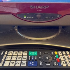 SHARP AQUOS 液晶TV LC-40SE1 2010年製 リモコン付 カラーレッド TOSHIYUKI KITA デザインの画像