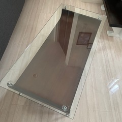 ガラステーブル、ローテーブルの画像