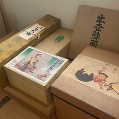 美品🎏【五月人形一式　兜飾り・鎧飾り・虎飾り、陣羽織り付き】の画像