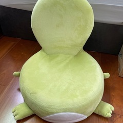 カエル折畳み座椅子の画像