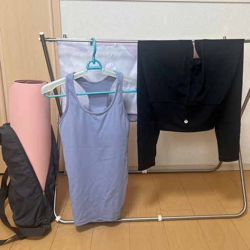 【70%引き！】ヨガセット(ヨガウェア、ヨガマット、ヨガマット入れ、ヨギラグ2枚)