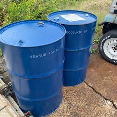 引き取り予定決まりました。ドラム缶　200L 　程度良い　DIY　の画像