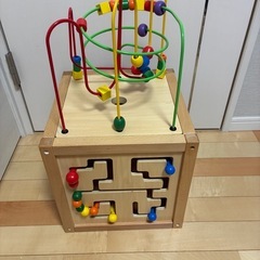 木製箱型おもちゃの画像