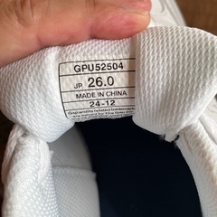 GAPスニーカーの画像