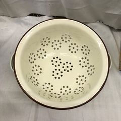 ☆ドリーム2号館☆ジモティー割引/ヴィンテージ　ホーローコランダーの画像