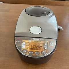 象印　炊飯器の画像