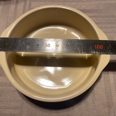 【未使用】食器13個（ピンク8個・クリーム色5個）の画像