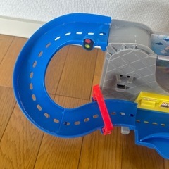 お風呂でミニカーの画像