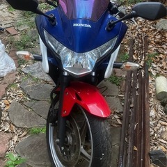 ホンダCBR250Rの画像