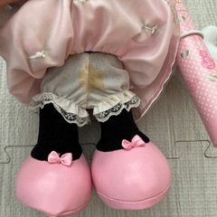 ウェディングドレス姿のミニーちゃんの画像