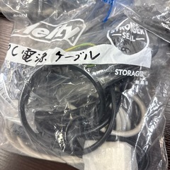 あげます！
パソコン周辺ケーブルたくさんの画像