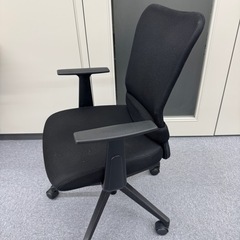 オフィスチェアの画像