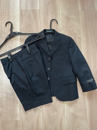 ミキハウスフォーマルスーツ110サイズクリーニング済み