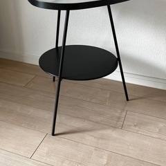 IKEA サイドテーブル2個せっの画像