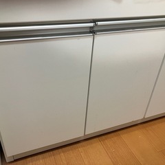 ニトリキッチンボードプルミエ 120KB WHの画像