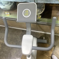 6582 【美品】MERACH エクササイズバイク CC 4 Proの画像