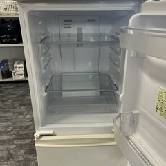 【配達あり】2018年製シャープ冷蔵庫　137Lの画像