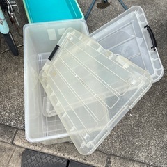 衣装ケースの画像
